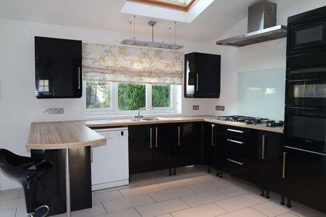  Image of 3 bedroom Semi-Detached house for sale in Hillside Gardens Barnet EN5 at Hillside Gardens  Barnet, EN5 2NL