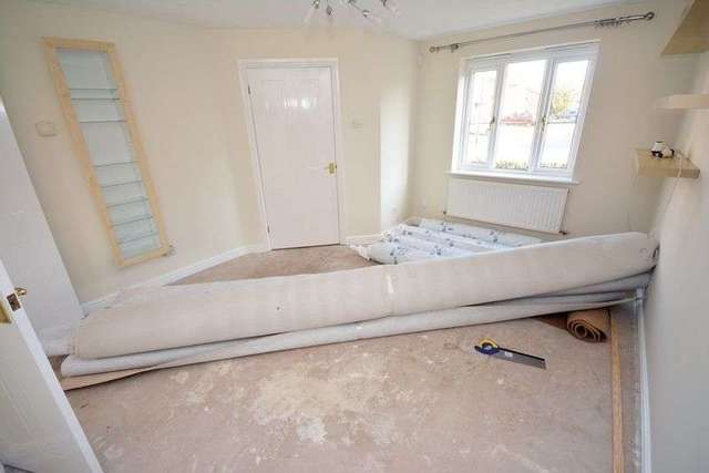  Image of 3 bedroom Semi-Detached house to rent in Hind Close Cardiff CF24 at Hind Close Pengham Green Cardiff, CF24 2EF