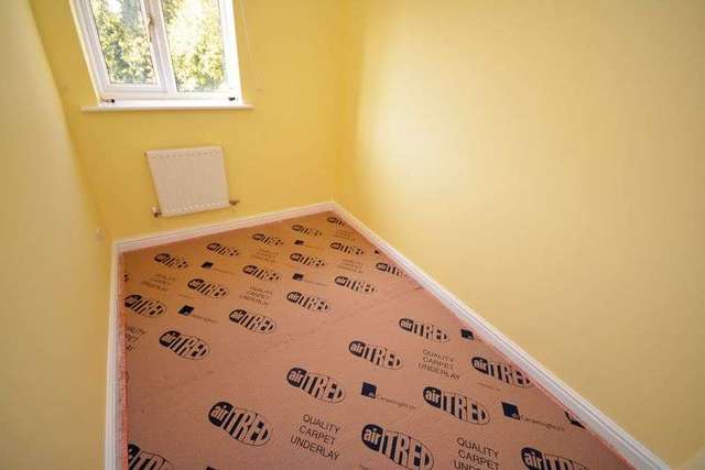  Image of 3 bedroom Semi-Detached house to rent in Hind Close Cardiff CF24 at Hind Close Pengham Green Cardiff, CF24 2EF