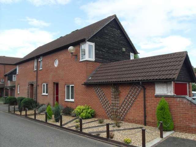  Image of 3 bedroom Semi-Detached house for sale in Hobart Crescent Willen Park Milton Keynes MK15 at Milton Keynes, MK15 9HH