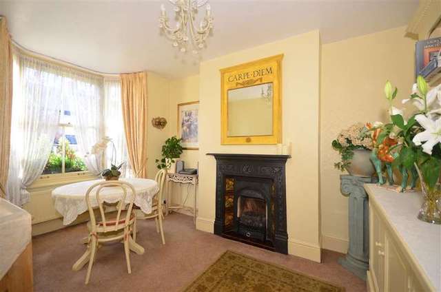  Image of 4 bedroom Town House for sale in Holland Road Maidstone ME14 at Maidstone Kent Maidstone, ME14 1UN