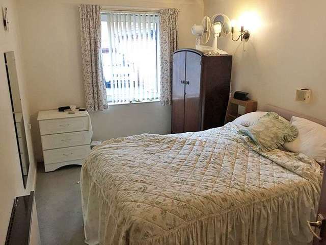  Image of 1 bedroom Retirement Property for sale in Rectory Road Burnham-on-Sea TA8 at Rectory Road  Burnham-on-Sea, TA8 2BX