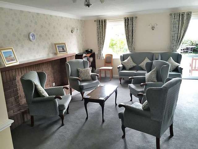  Image of 1 bedroom Retirement Property for sale in Rectory Road Burnham-on-Sea TA8 at Rectory Road  Burnham-on-Sea, TA8 2BX