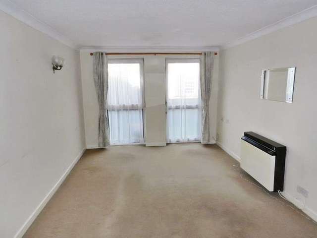  Image of 1 bedroom Retirement Property for sale in Green Road Southsea PO5 at Green Road  Southsea, PO5 4DG