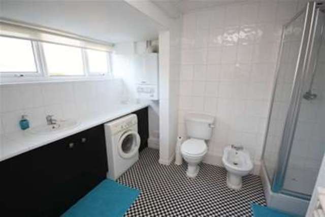  Image of 3 bedroom Detached house for sale in Hornbeam Close Theydon Bois Epping CM16 at Hornbeam Close Theydon Bois Epping, CM16 7JT
