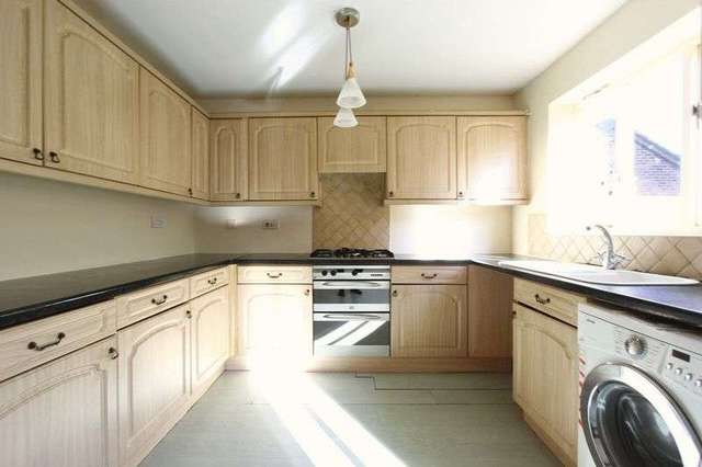  Image of 4 bedroom Semi-Detached house for sale in Houston Drive Hull HU5 at Houston Drive  Hull, HU5 1NJ