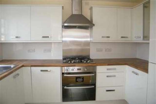  Image of 2 bedroom Flat to rent in Hudson Close Bolton BL3 at Bolton, BL3 4FP