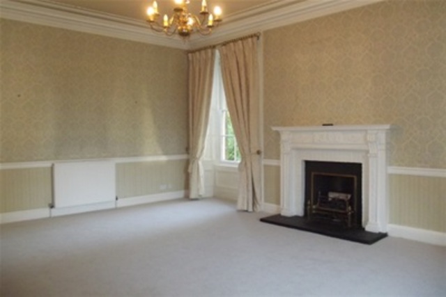  Image of 3 bedroom Flat to rent in Humbie Grove Newton Mearns Glasgow G77 at Newton Mearns East Renfrewshire East Renfrewshire, G77 5AZ