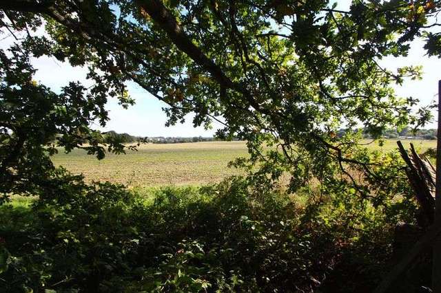  Image of 3 bedroom Semi-Detached house for sale in Hyde Road Caddington Luton LU1 at Hyde Road Caddington Luton, LU1 4HE
