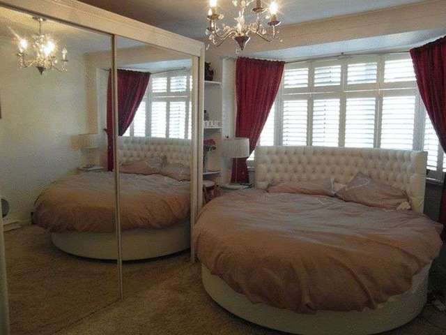  Image of Property to rent in Hyde Road South Croydon CR2 at Hyde Road  South Croydon, CR2 9NR