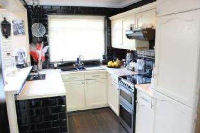  Image of 4 bedroom Terraced house for sale in Perth Road Ilford IG2 at Ilford  Redbridge, IG2 6AR