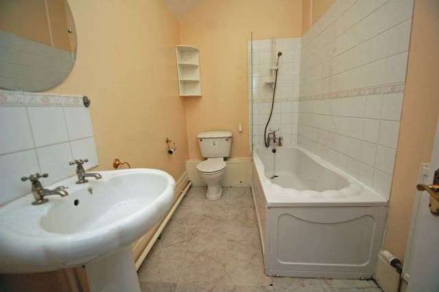  Image of 2 bedroom Flat to rent in Jesmond Road Clevedon BS21 at Jesmond Road  Clevedon, BS21 7PA