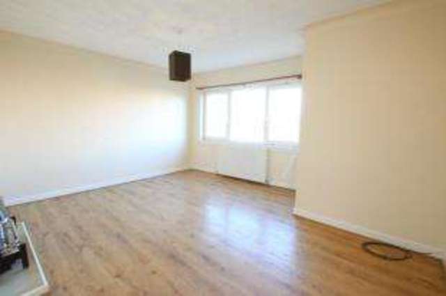  Image of 2 bedroom Flat for sale in Kelvin Drive Chryston Glasgow G69 at Chryston Glasgow Moodiesburn, G69 0LZ