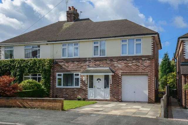  Image of 4 bedroom Detached house for sale in Kildonan Road Grappenhall Warrington WA4 at Kildonan Road Grappenhall Warrington, WA4 2LJ