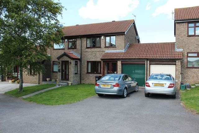  Image of 3 bedroom Semi-Detached house to rent in Kiln Close Kingswood Bristol BS15 at Kiln Close Kingswood Bristol, BS15 1NZ