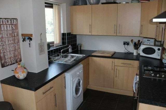  Image of 3 bedroom Semi-Detached house to rent in Kiln Close Kingswood Bristol BS15 at Kiln Close Kingswood Bristol, BS15 1NZ