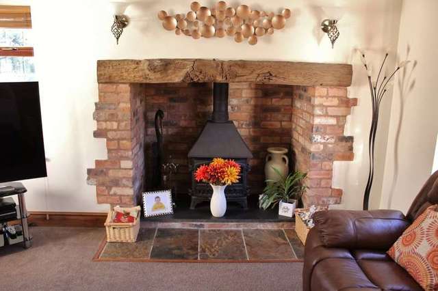  Image of 4 bedroom Detached house for sale in Alcester Road Flyford Flavell Worcester WR7 at Flyford Flavell Worcestershire Flyford Flavell, WR7 4DF