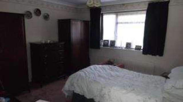  Image of 3 bedroom Bungalow for sale in Wimborne Gardens Kirby Cross Frinton-on-Sea CO13 at Kirby Cross Frinton-on-Sea Frinton-on-Sea, CO13 0TH