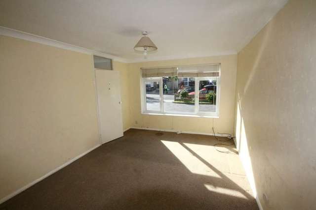  Image of 1 bedroom Flat for sale in Langley Road Beckenham BR3 at Beckenham Kent Eden Park, BR3 4AH