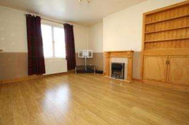  Image of 3 bedroom Maisonette for sale in Laurel Crescent Kirkcaldy KY2 at Kirkcaldy Fife Chapel, KY2 5EE
