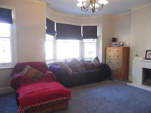  Image of 2 bedroom Flat for sale in Lenham Road Sutton SM1 at Lenham Road  SUTTON, SM1 4BG