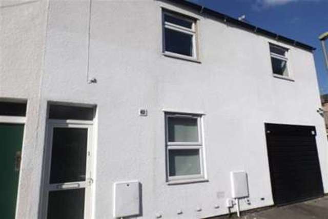  Image of 6 bedroom Detached house to rent in Leopold Street Oxford OX4 at Oxford, OX4 1PS