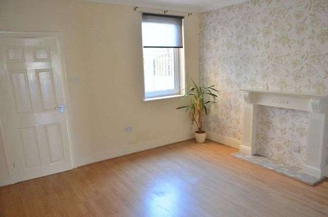  Image of 3 bedroom Terraced house for sale in Lindley Street Scunthorpe DN16 at Lindley Street Ashby Scunthorpe, DN16 2SG