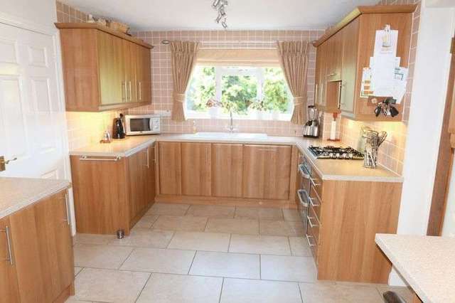  Image of 4 bedroom Detached house for sale in Linnet Rise Kidderminster DY10 at Linnet Rise  Kidderminster, DY10 4TU