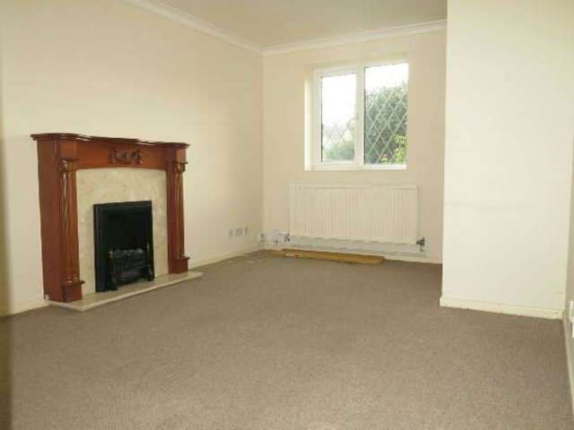  Image of 3 bedroom Semi-Detached house to rent in Littington Close Lower Earley Reading RG6 at Littington Close  Reading, RG6 4BL