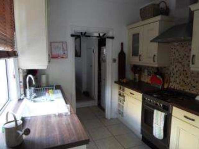  Image of 1 bedroom Flat for sale in Dunton Road London E10 at London  Lea Bridge, E10 7AF