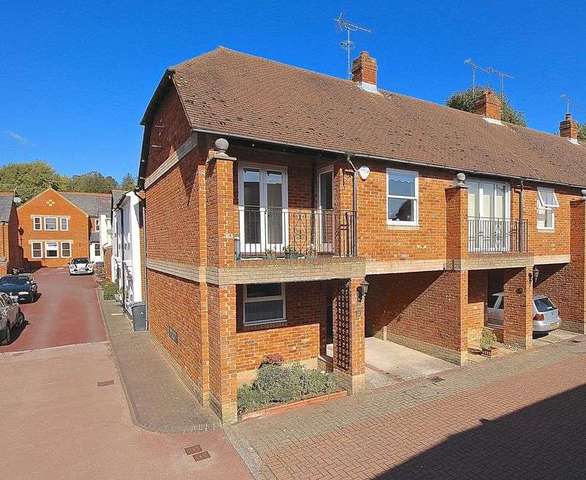  Image of 2 bedroom Terraced house for sale in Long Garden Walk Farnham GU9 at Long Garden Mews  Farnham, GU9 7HX