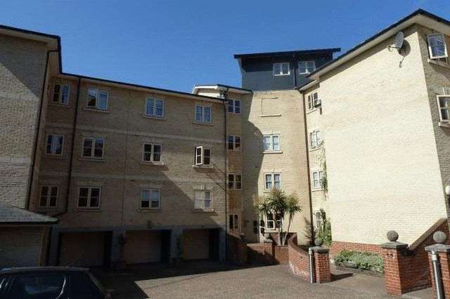  Image of 2 bedroom Flat to rent in Lower Clarence Road Norwich NR1 at Lower Clarence Road  Norwich, NR1 1ER