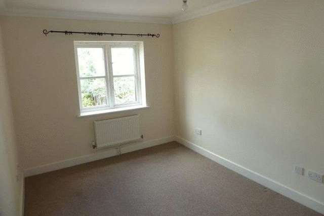  Image of 2 bedroom Flat to rent in Lower Clarence Road Norwich NR1 at Lower Clarence Road  Norwich, NR1 1ER