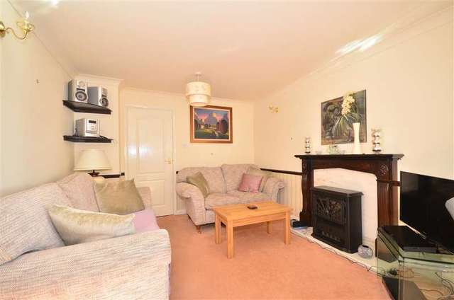  Image of 2 bedroom Flat for sale in Luccombe Road Shanklin PO37 at Shanklin Isle of Wight Shanklin, PO37 6RQ