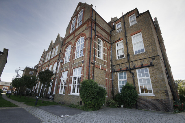  Image of 3 bedroom Apartment for sale in Lyham Road London SW2 at Lyham Road  Brixton, SW2 5EB