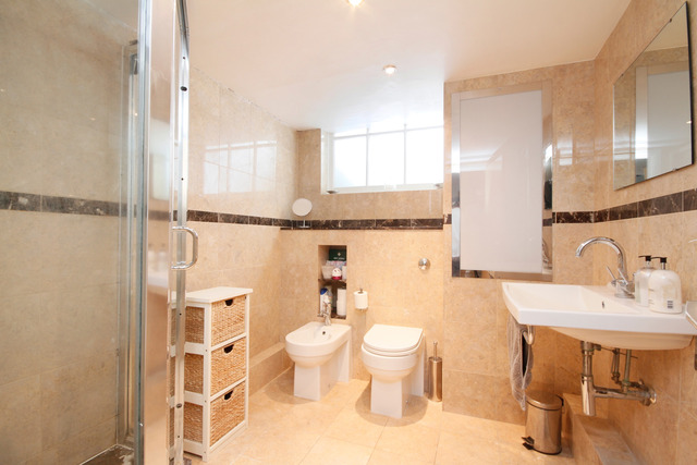  Image of 3 bedroom Apartment for sale in Lyham Road London SW2 at Lyham Road  Brixton, SW2 5EB