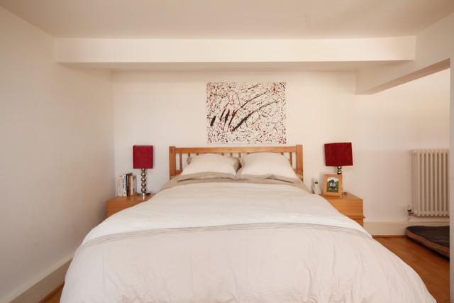  Image of 3 bedroom Apartment for sale in Lyham Road London SW2 at Lyham Road  Brixton, SW2 5EB