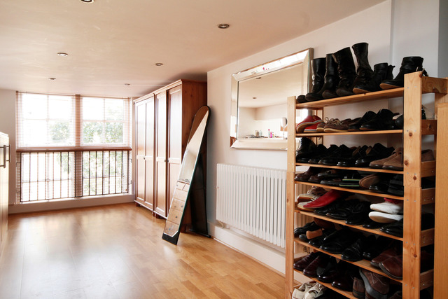  Image of 3 bedroom Apartment for sale in Lyham Road London SW2 at Lyham Road  Brixton, SW2 5EB