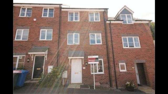  Image of 4 bedroom Terraced house for sale in Bank End Close Mansfield NG18 at Bank End Close  Mansfield, NG18 4QG