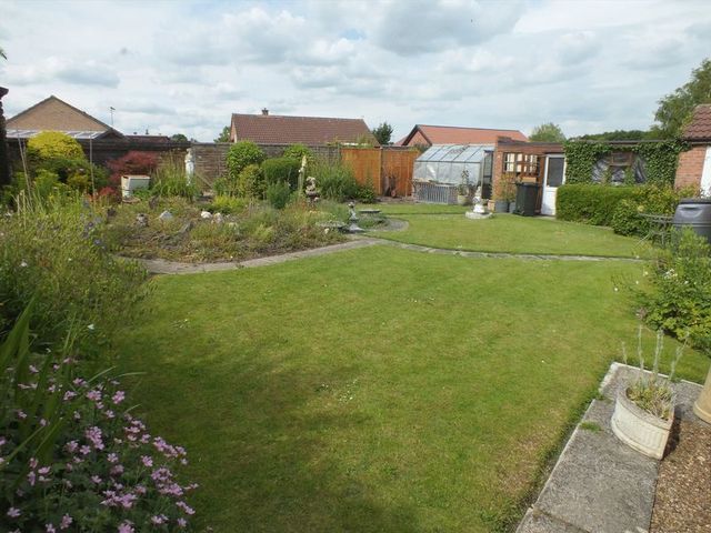  Image of 2 bedroom Detached house for sale in Maple Close Horncastle LN9 at Maple Close  Horncastle, LN9 5EY
