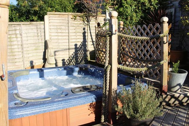  Image of 4 bedroom Detached house for sale in Marden Way Calne SN11 at Marden Way  Calne, SN11 0RY
