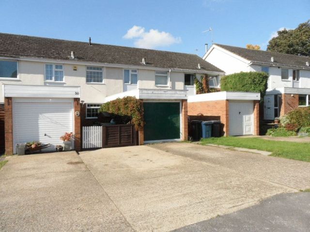  Image of 3 bedroom Terraced house for sale in Beeching Stoke Marlow SL7 at Beeching Stoke  Marlow, SL7 1JH