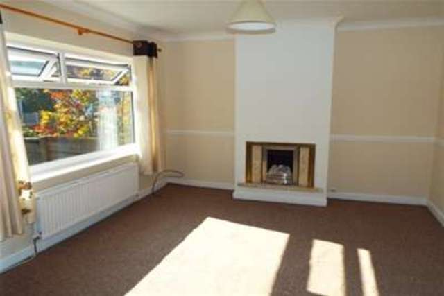  Image of 3 bedroom Detached house to rent in Marshall Road Woolston Warrington WA1 at Warrington, WA1 4BS