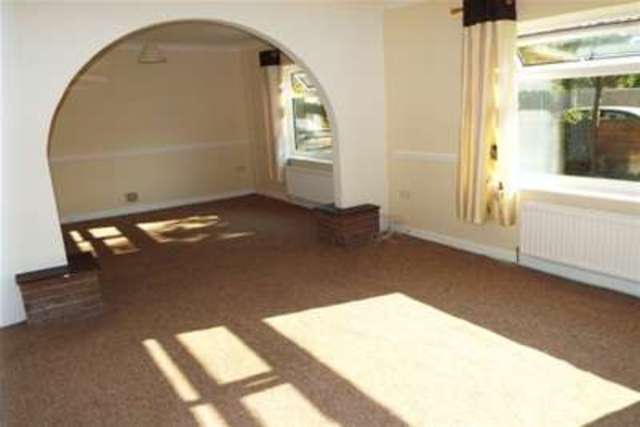  Image of 3 bedroom Detached house to rent in Marshall Road Woolston Warrington WA1 at Warrington, WA1 4BS