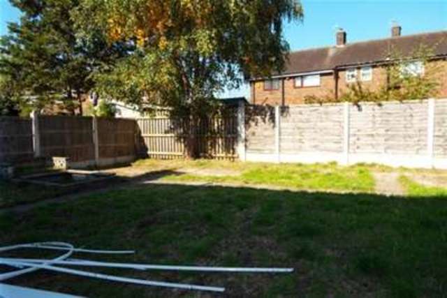 Image of 3 bedroom Detached house to rent in Marshall Road Woolston Warrington WA1 at Warrington, WA1 4BS