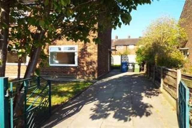  Image of 3 bedroom Detached house to rent in Marshall Road Woolston Warrington WA1 at Warrington, WA1 4BS