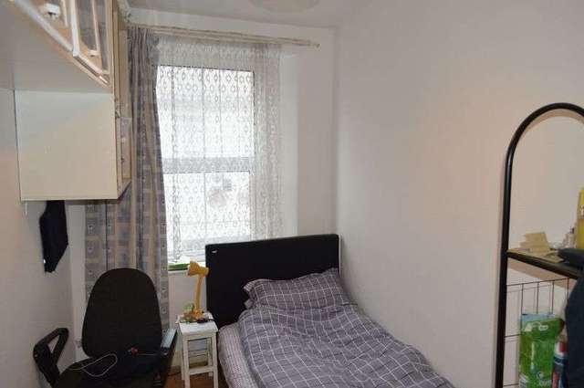  Image of 2 bedroom Property for sale in Meadow Street Weston-super-Mare BS23 at Meadow Street  Weston-Super-Mare, BS23 1QW
