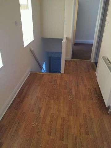  Image of 2 bedroom Flat to rent in Menlove Avenue Mossley Hill Liverpool L18 at Menlove Gardens Allerton Liverpool, L18 2EH