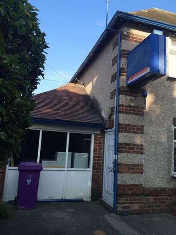  Image of 2 bedroom Flat to rent in Menlove Avenue Mossley Hill Liverpool L18 at Menlove Gardens Allerton Liverpool, L18 2EH