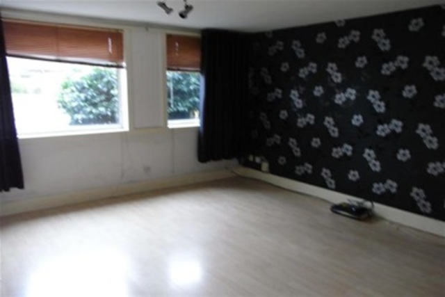  Image of 1 bedroom Flat to rent in Menteith Drive Rutherglen Glasgow G73 at Burnside Glasgow Glasgow, G73 5RH
